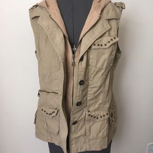 Maurices Hooded Vest - Size Large